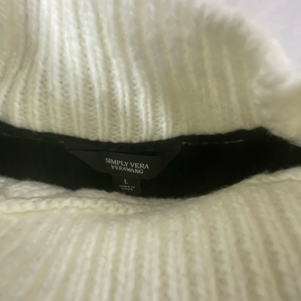 Color Block Sweater - Picture 3 of 3